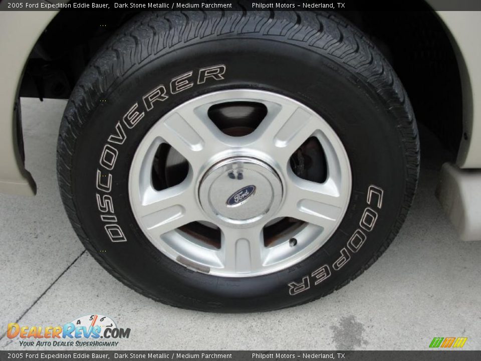2005 Ford Expedition Eddie Bauer Dark Stone Metallic / Medium Parchment Photo #13