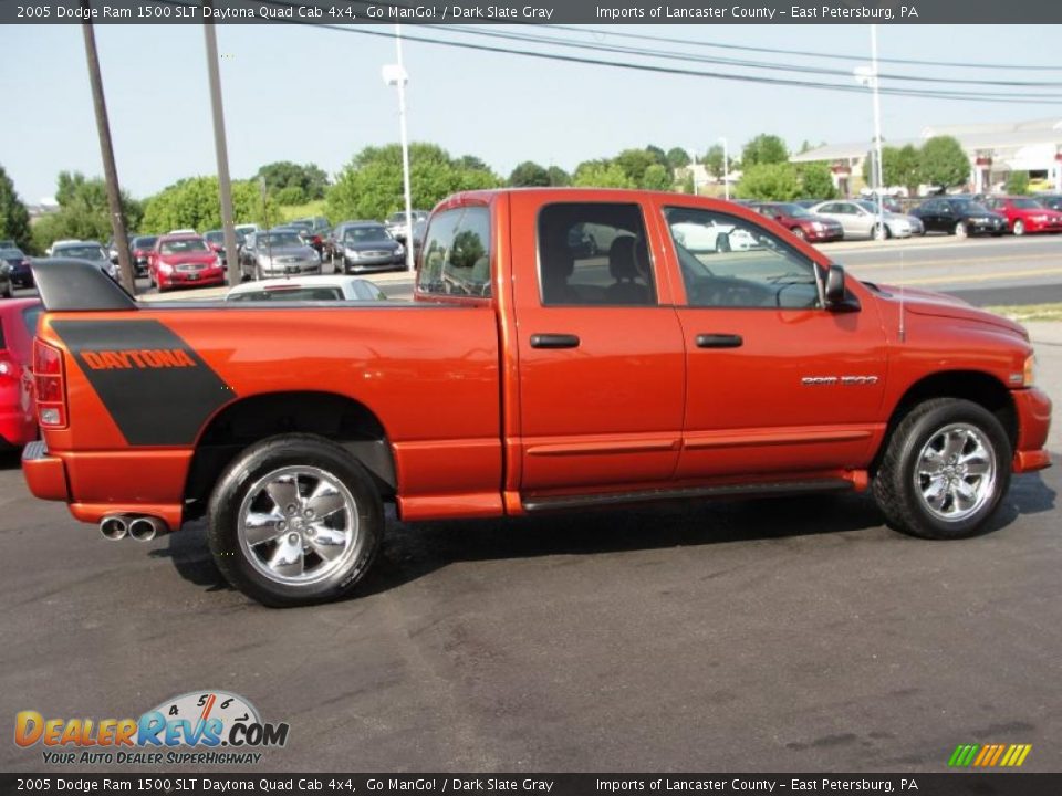 2005 Dodge Ram 1500 SLT Daytona Quad Cab 4x4 Go ManGo! / Dark Slate Gray Photo #6