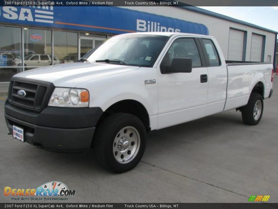2007 Ford F150 XL SuperCab 4x4 Oxford White / Medium Flint Photo #2
