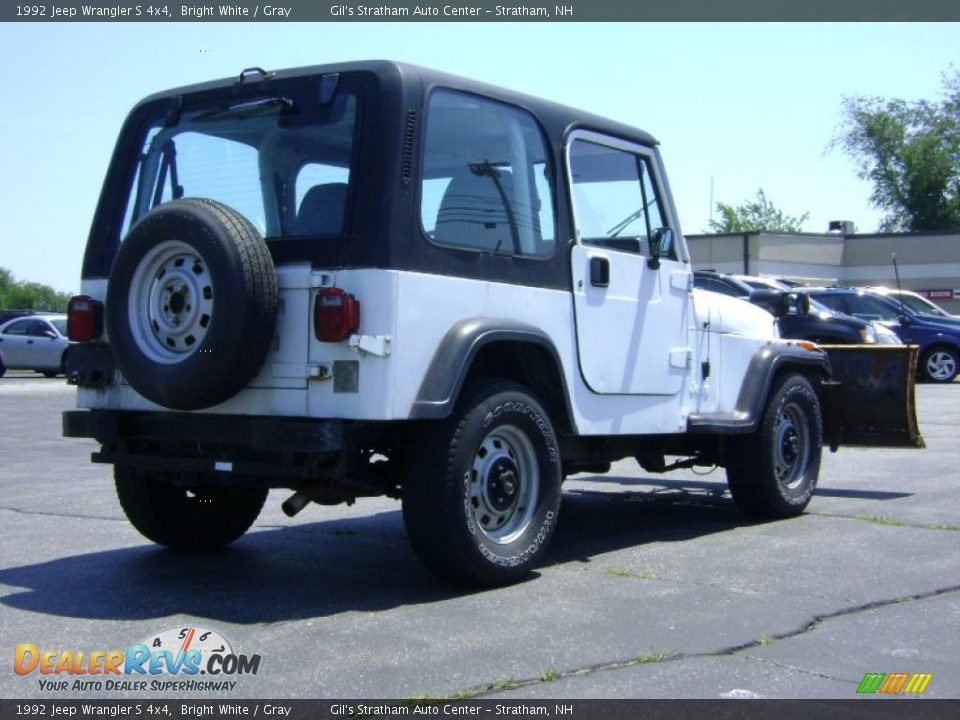 White 1992 jeep wrangler #2