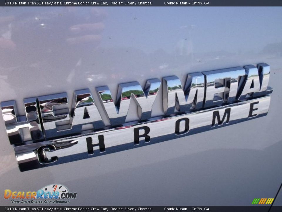 2010 Nissan Titan SE Heavy Metal Chrome Edition Crew Cab Radiant Silver / Charcoal Photo #11