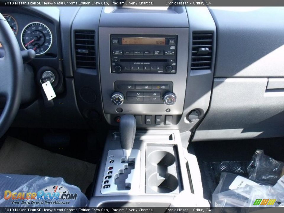 2010 Nissan Titan SE Heavy Metal Chrome Edition Crew Cab Radiant Silver / Charcoal Photo #14