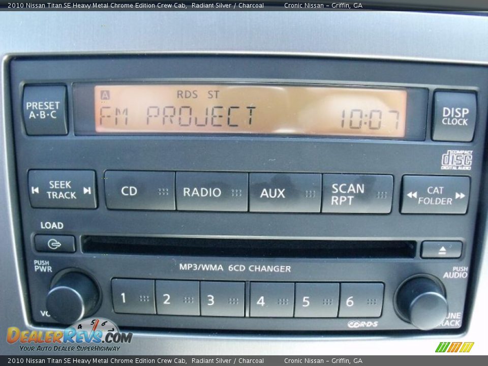 2010 Nissan Titan SE Heavy Metal Chrome Edition Crew Cab Radiant Silver / Charcoal Photo #17