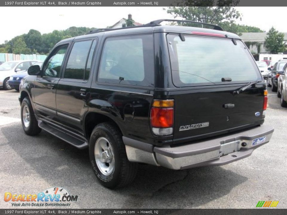1997 Ford Explorer XLT 4x4 Black / Medium Graphite Photo #5