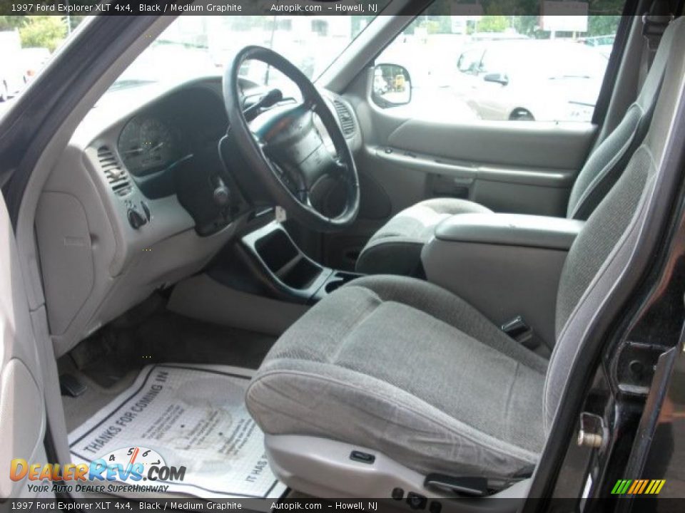 1997 Ford Explorer XLT 4x4 Black / Medium Graphite Photo #9