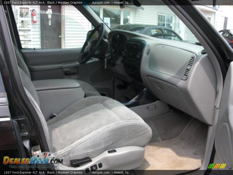 1997 Ford Explorer XLT 4x4 Black / Medium Graphite Photo #10