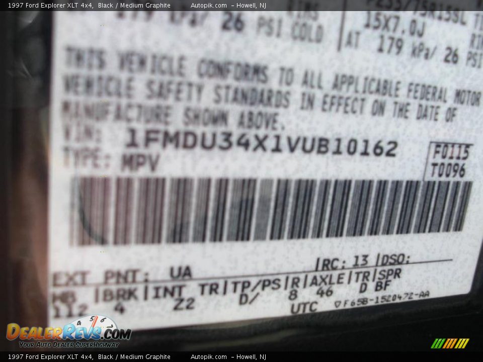 1997 Ford Explorer XLT 4x4 Black / Medium Graphite Photo #16