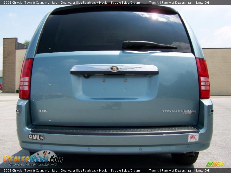 2008 Chrysler Town & Country Limited Clearwater Blue Pearlcoat / Medium Pebble Beige/Cream Photo #5