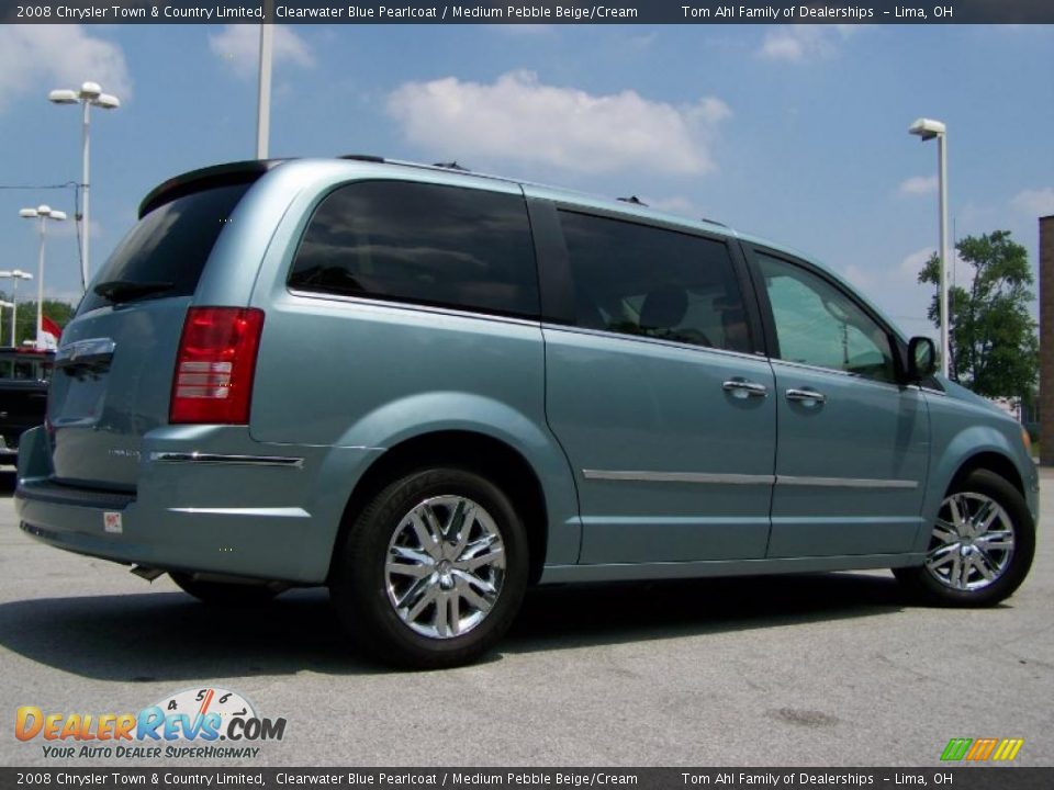 2008 Chrysler Town & Country Limited Clearwater Blue Pearlcoat / Medium Pebble Beige/Cream Photo #6
