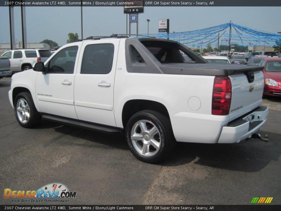 2007 Chevrolet Avalanche LTZ 4WD Summit White / Ebony/Light Cashmere Photo #14