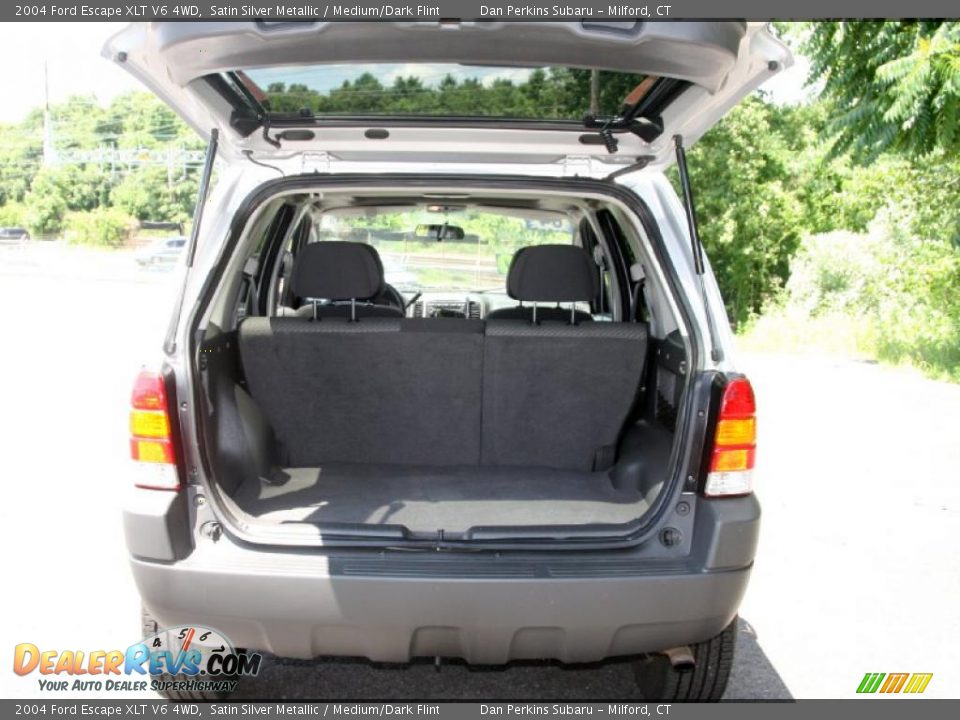 2004 Ford Escape XLT V6 4WD Satin Silver Metallic / Medium/Dark Flint Photo #7