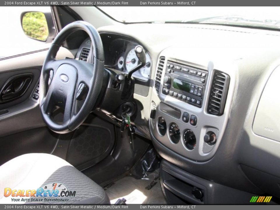 2004 Ford Escape XLT V6 4WD Satin Silver Metallic / Medium/Dark Flint Photo #17