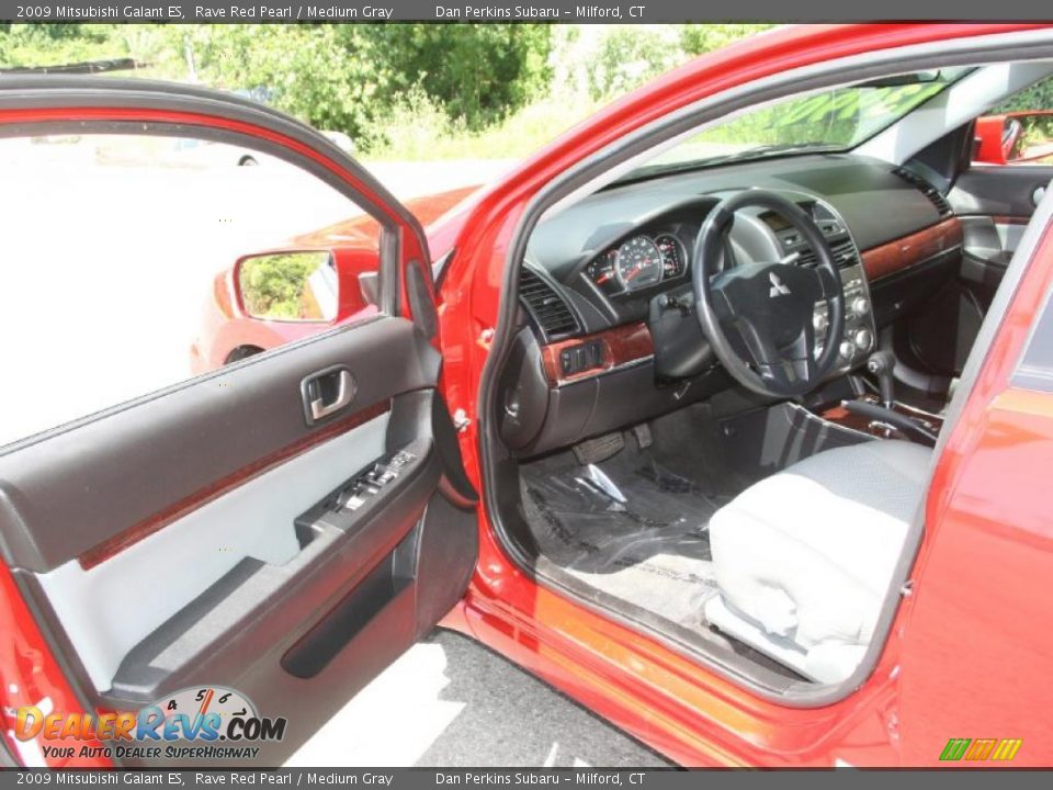 2009 Mitsubishi Galant ES Rave Red Pearl / Medium Gray Photo #10