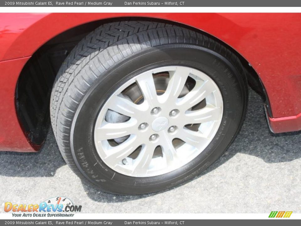 2009 Mitsubishi Galant ES Rave Red Pearl / Medium Gray Photo #21