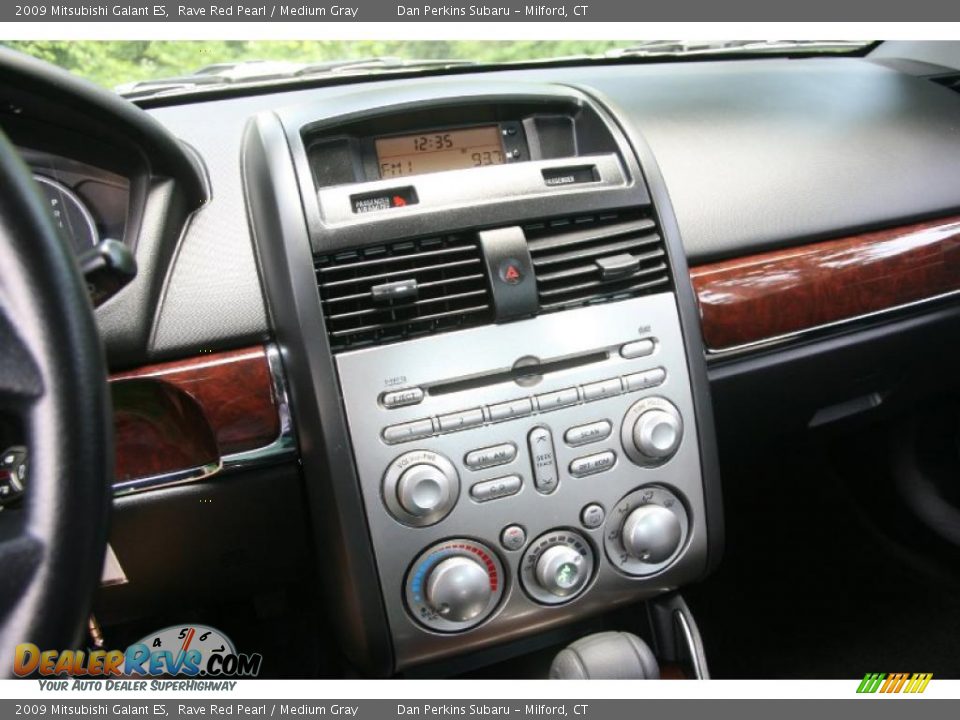 2009 Mitsubishi Galant ES Rave Red Pearl / Medium Gray Photo #23