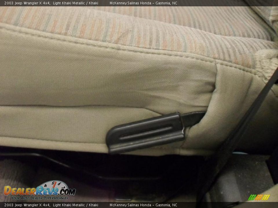 2003 Jeep Wrangler X 4x4 Light Khaki Metallic / Khaki Photo #8
