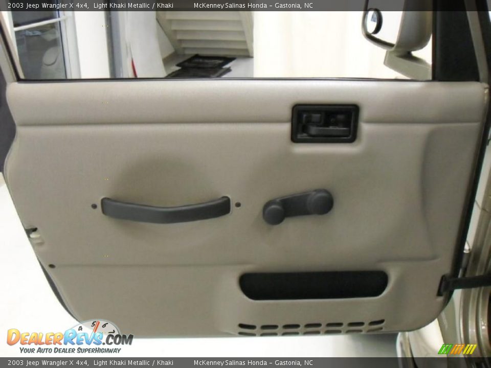 2003 Jeep Wrangler X 4x4 Light Khaki Metallic / Khaki Photo #10