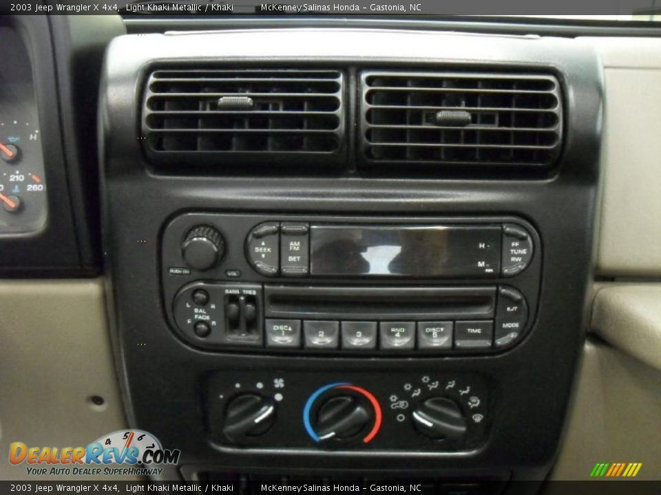 2003 Jeep Wrangler X 4x4 Light Khaki Metallic / Khaki Photo #13