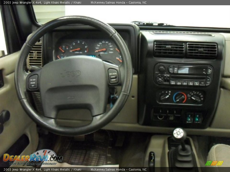 2003 Jeep Wrangler X 4x4 Light Khaki Metallic / Khaki Photo #17