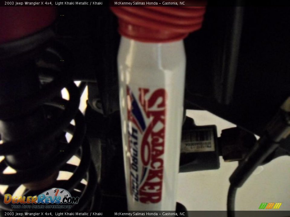 2003 Jeep Wrangler X 4x4 Light Khaki Metallic / Khaki Photo #27