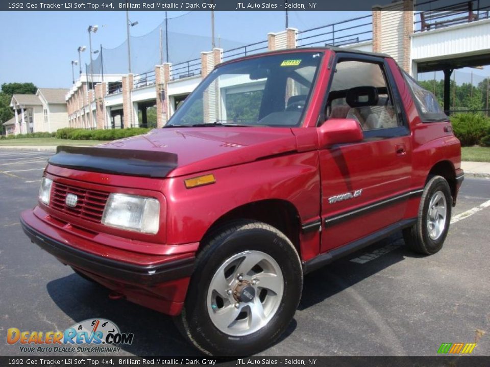 1992 Geo Tracker LSi Soft Top 4x4 Brilliant Red Metallic / Dark Gray Photo #1