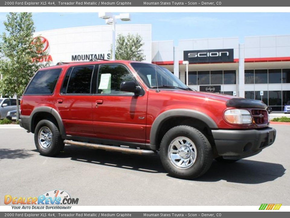 2000 Ford Explorer XLS 4x4 Toreador Red Metallic / Medium Graphite Photo #1