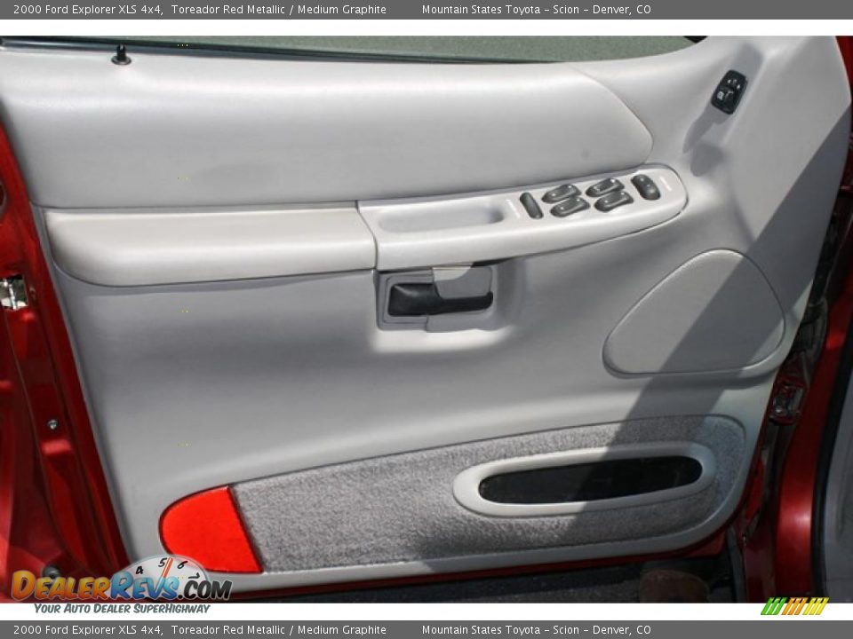 2000 Ford Explorer XLS 4x4 Toreador Red Metallic / Medium Graphite Photo #7