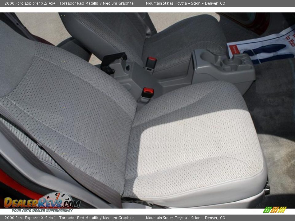 2000 Ford Explorer XLS 4x4 Toreador Red Metallic / Medium Graphite Photo #12