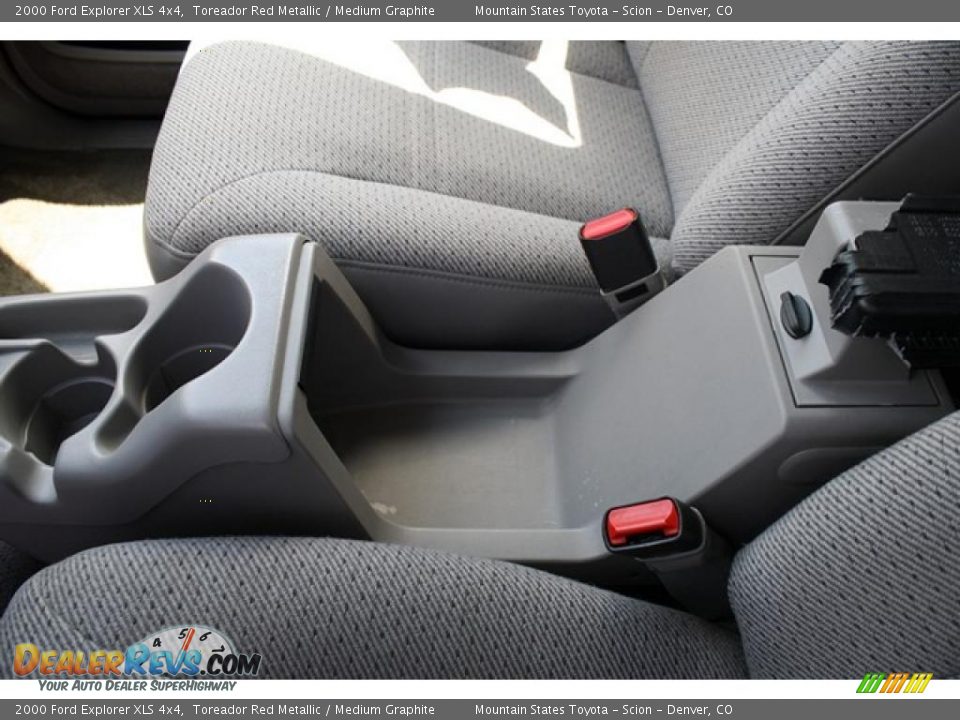 2000 Ford Explorer XLS 4x4 Toreador Red Metallic / Medium Graphite Photo #22