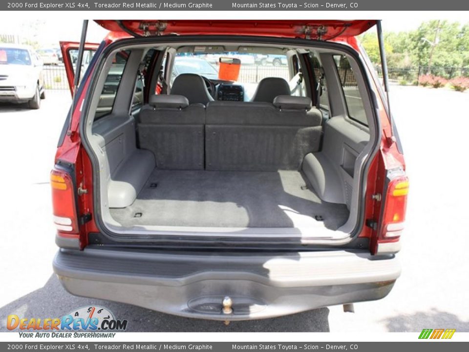 2000 Ford Explorer XLS 4x4 Toreador Red Metallic / Medium Graphite Photo #24