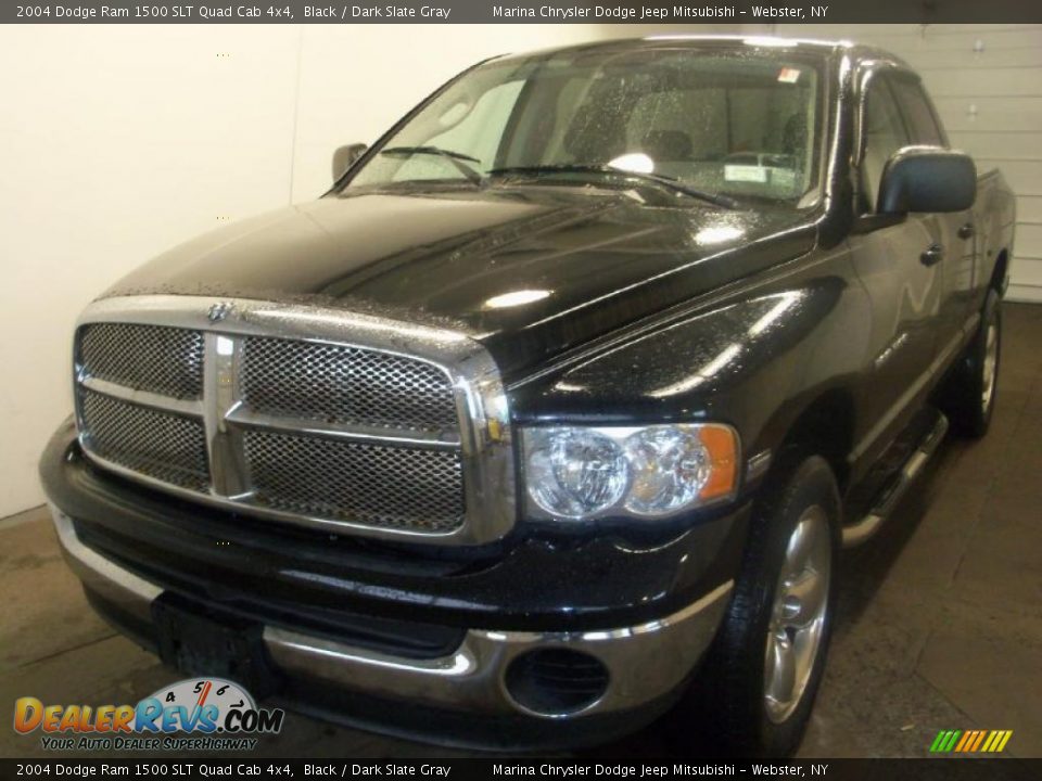 2004 Dodge Ram 1500 SLT Quad Cab 4x4 Black / Dark Slate Gray Photo #1