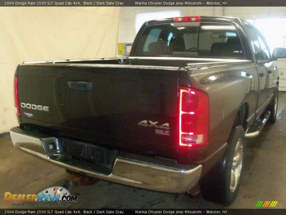 2004 Dodge Ram 1500 SLT Quad Cab 4x4 Black / Dark Slate Gray Photo #12