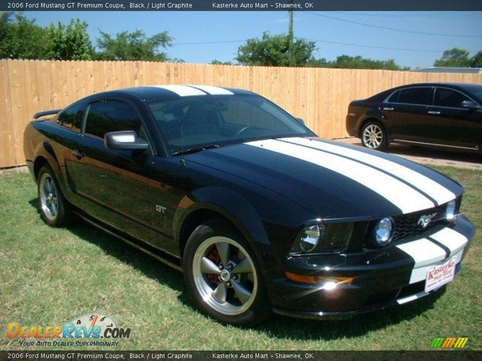 2006 Ford Mustang GT Premium Coupe Black / Light Graphite Photo #1