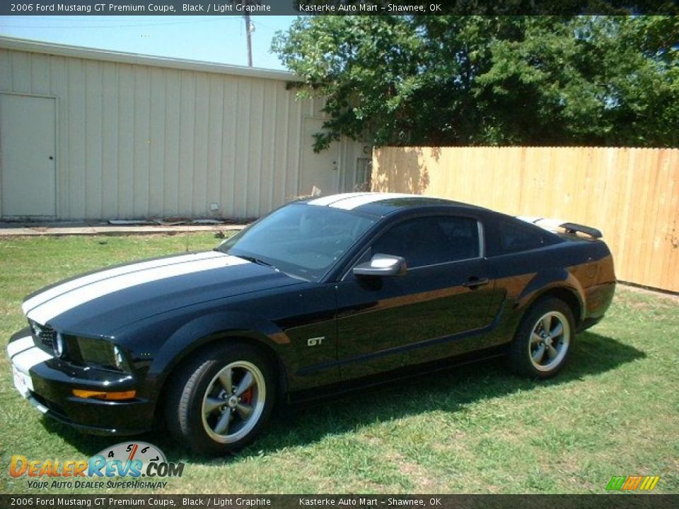2006 Ford Mustang GT Premium Coupe Black / Light Graphite Photo #3