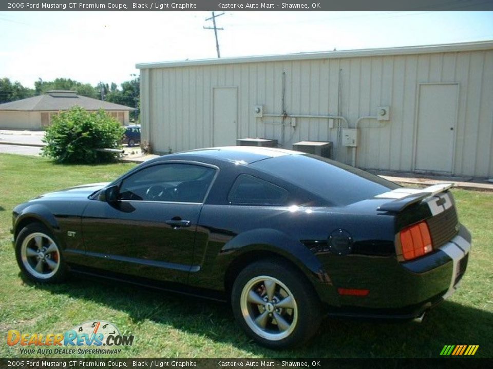 2006 Ford Mustang GT Premium Coupe Black / Light Graphite Photo #6