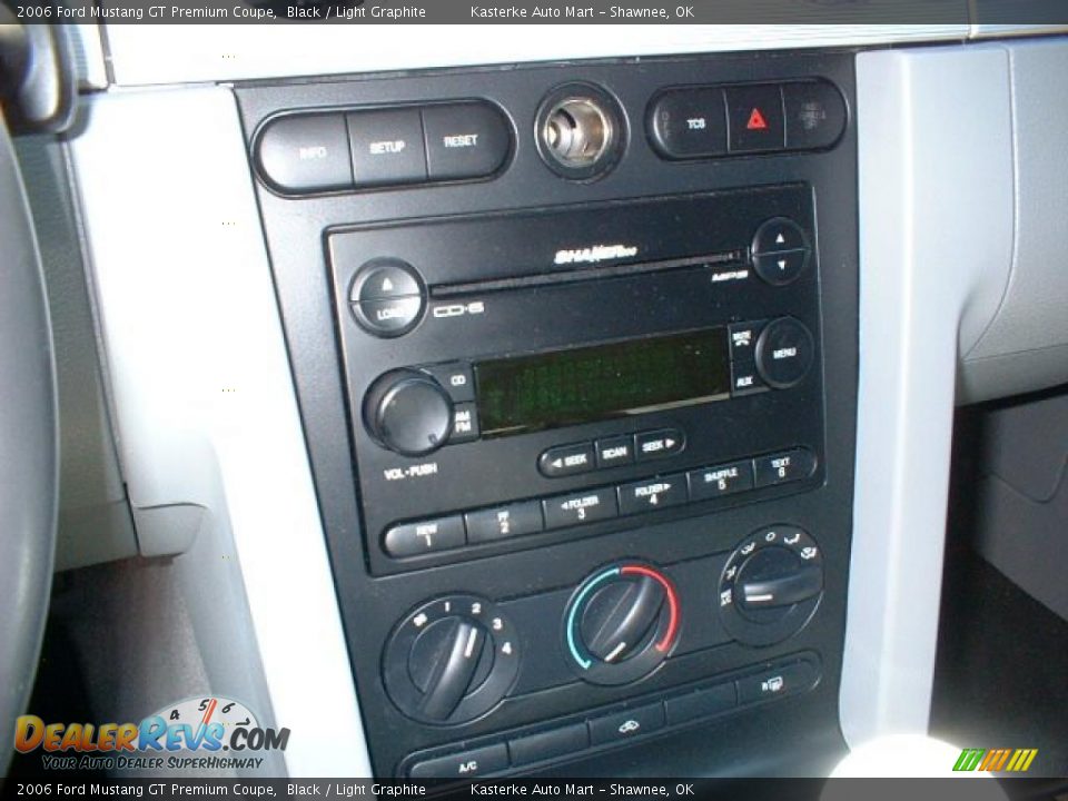 2006 Ford Mustang GT Premium Coupe Black / Light Graphite Photo #11