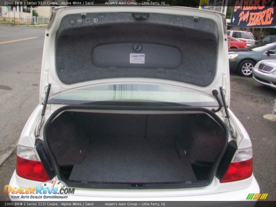 2000 BMW 3 Series 323i Coupe Alpine White / Sand Photo #17