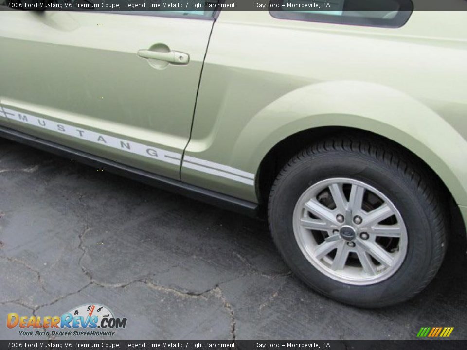 2006 Ford Mustang V6 Premium Coupe Legend Lime Metallic / Light Parchment Photo #3