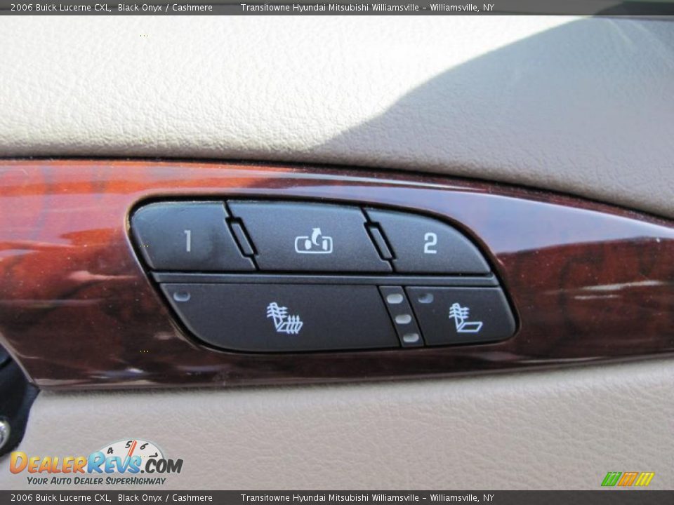 2006 Buick Lucerne CXL Black Onyx / Cashmere Photo #22