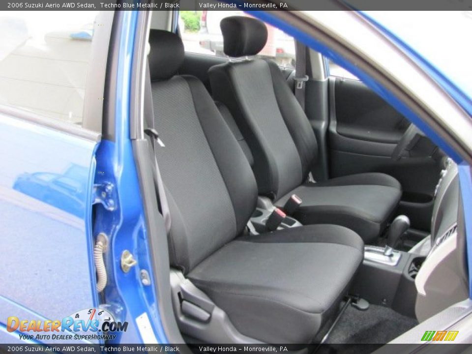 2006 Suzuki Aerio AWD Sedan Techno Blue Metallic / Black Photo #7