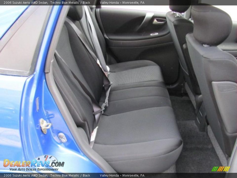 2006 Suzuki Aerio AWD Sedan Techno Blue Metallic / Black Photo #8