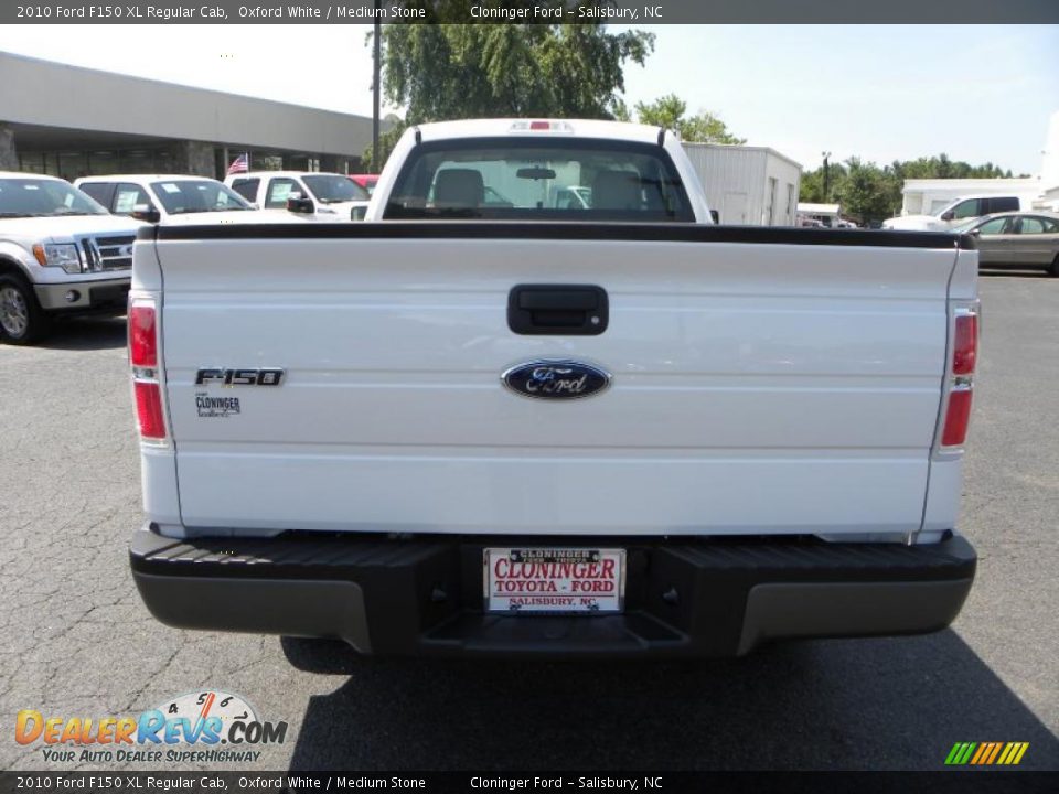 2010 Ford F150 XL Regular Cab Oxford White / Medium Stone Photo #4