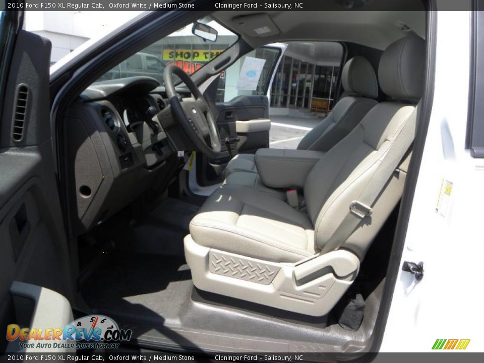 2010 Ford F150 XL Regular Cab Oxford White / Medium Stone Photo #8