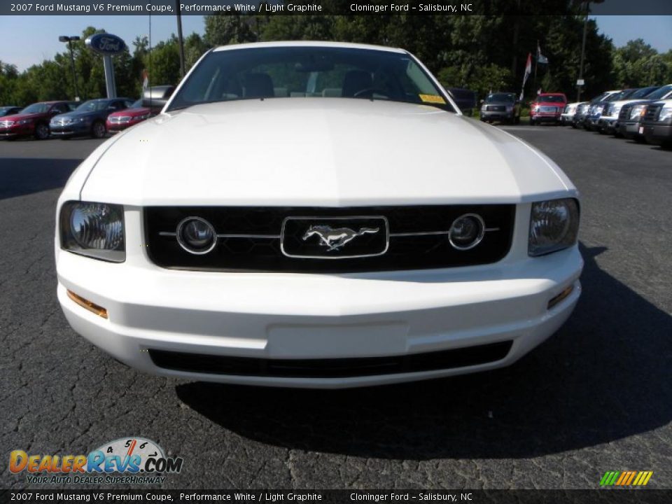 2007 Ford Mustang V6 Premium Coupe Performance White / Light Graphite Photo #7