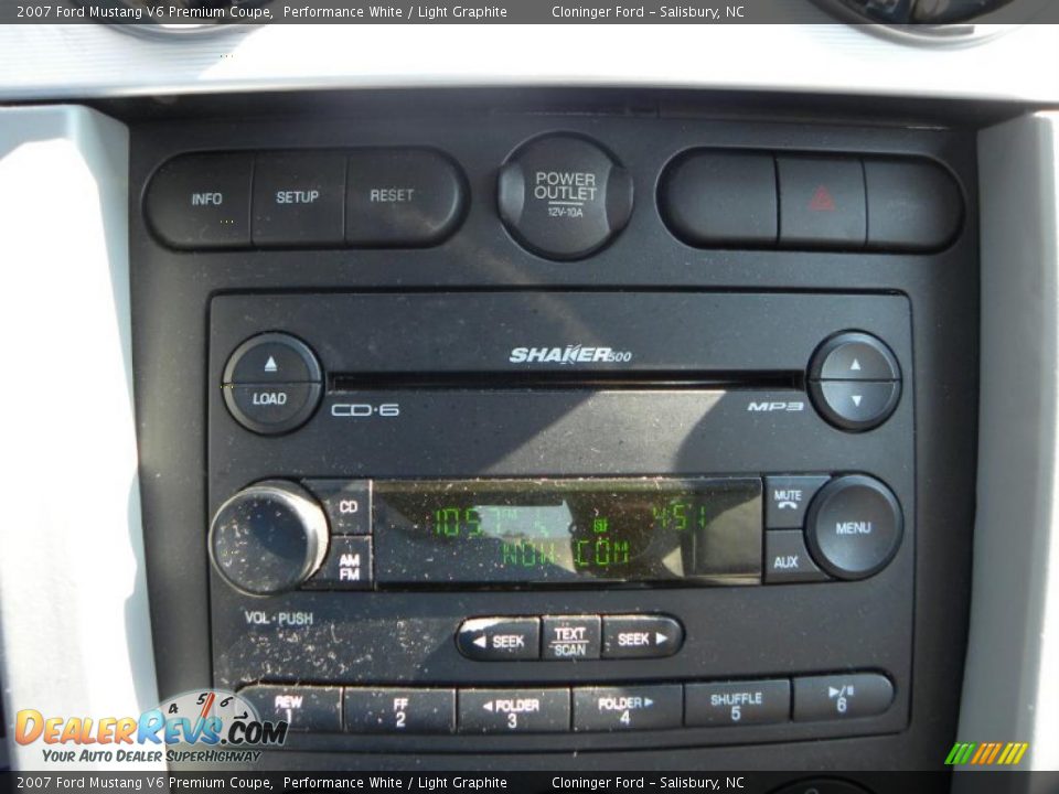 2007 Ford Mustang V6 Premium Coupe Performance White / Light Graphite Photo #16