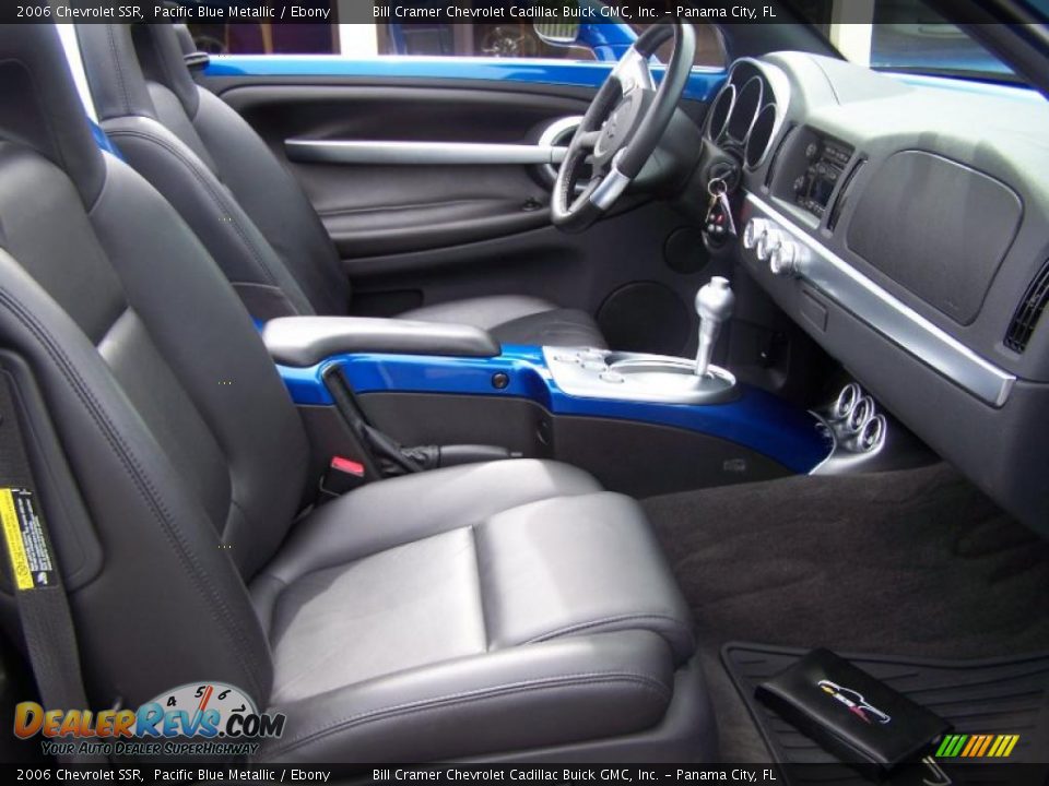 2006 Chevrolet SSR Pacific Blue Metallic / Ebony Photo #19