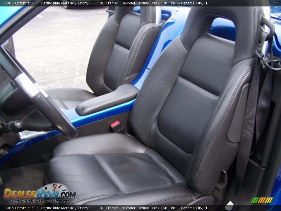 2006 Chevrolet SSR Pacific Blue Metallic / Ebony Photo #22