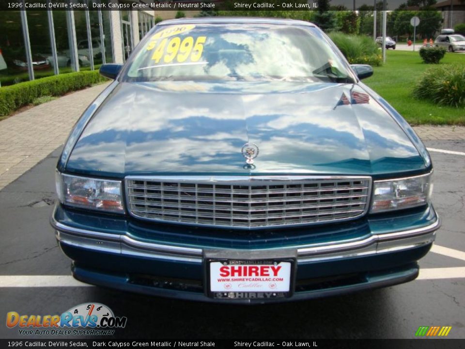 1996 Cadillac DeVille Sedan Dark Calypso Green Metallic / Neutral Shale Photo #2