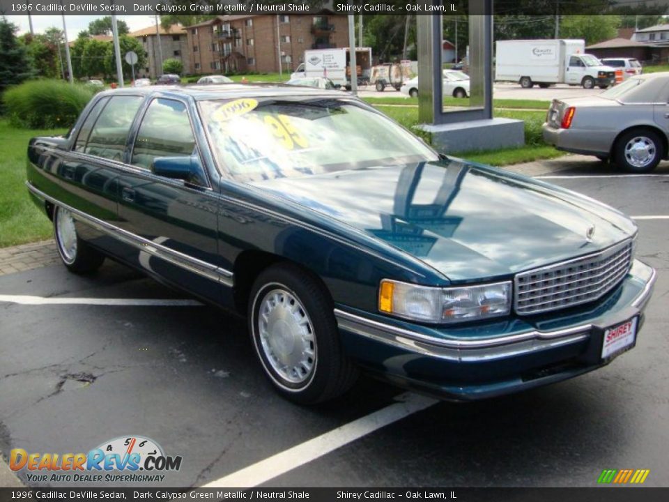 1996 Cadillac DeVille Sedan Dark Calypso Green Metallic / Neutral Shale Photo #3