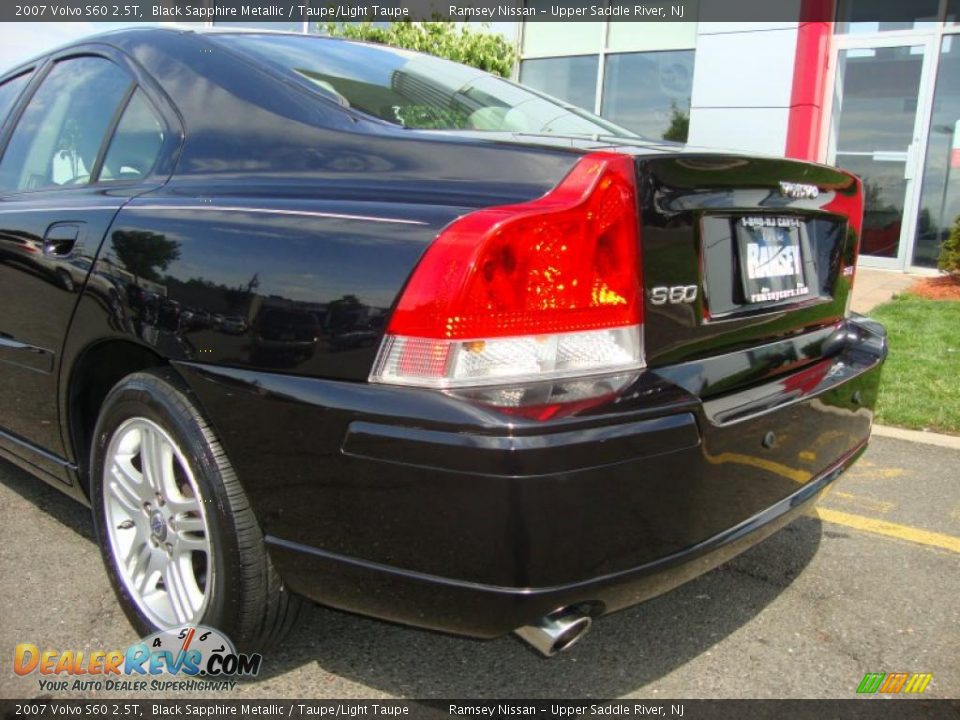2007 Volvo S60 2.5T Black Sapphire Metallic / Taupe/Light Taupe Photo #18